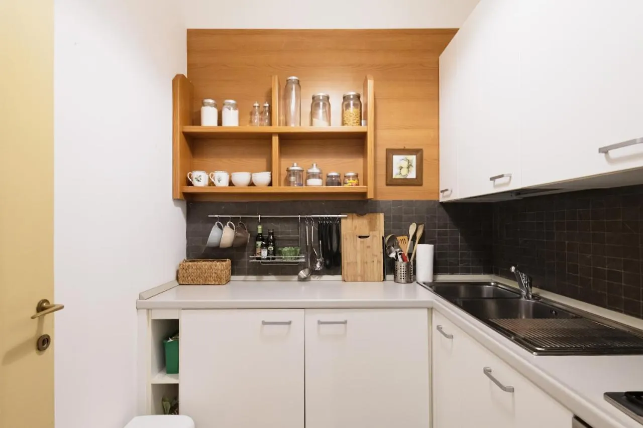 Apartman Easylife - Dimora Di Classe In Zona Conciliazione Milánó