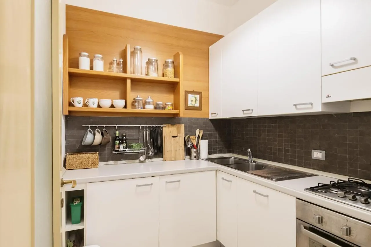 Easylife - Dimora Di Classe In Zona Conciliazione Milánó Apartman